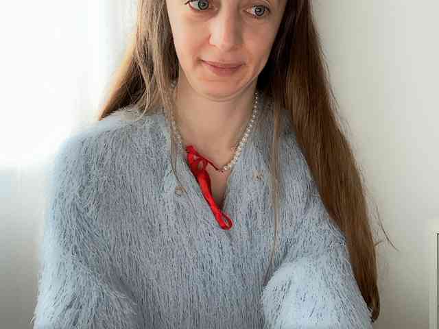 Shy-SweetGirl webcam