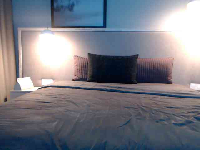 Shy-SweetGirl webcam