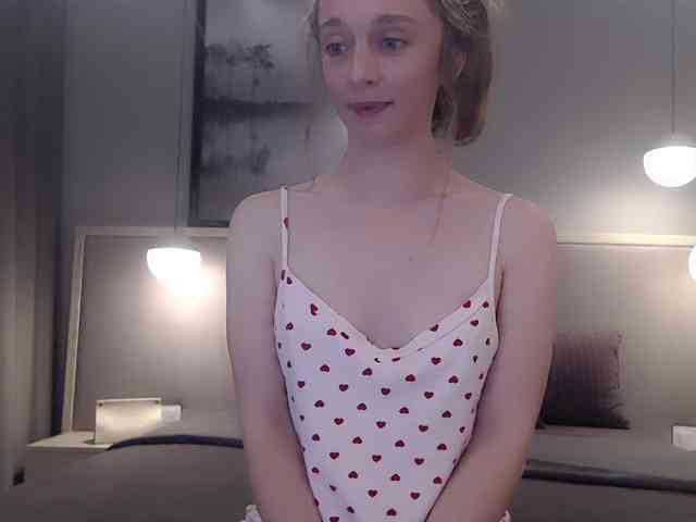 Shy-SweetGirl webcam