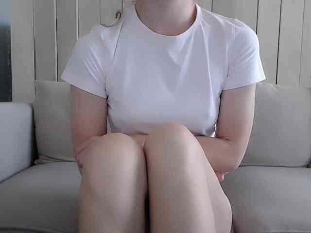 Shy-SweetGirl webcam