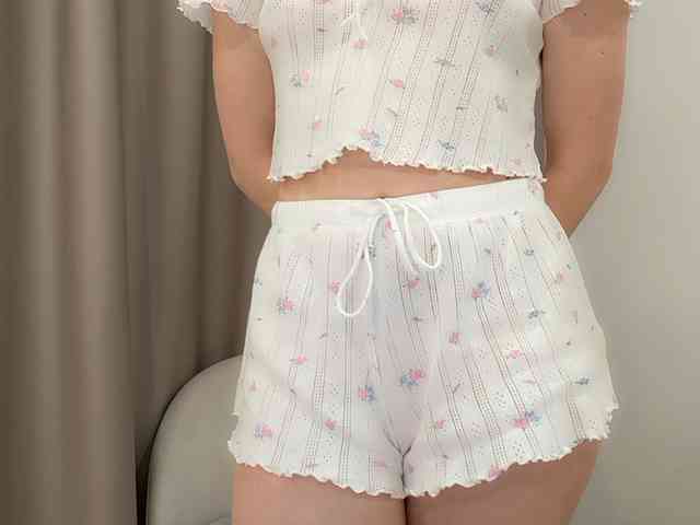 Shy-SweetGirl webcam