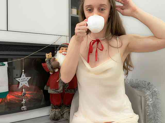 Shy-SweetGirl webcam