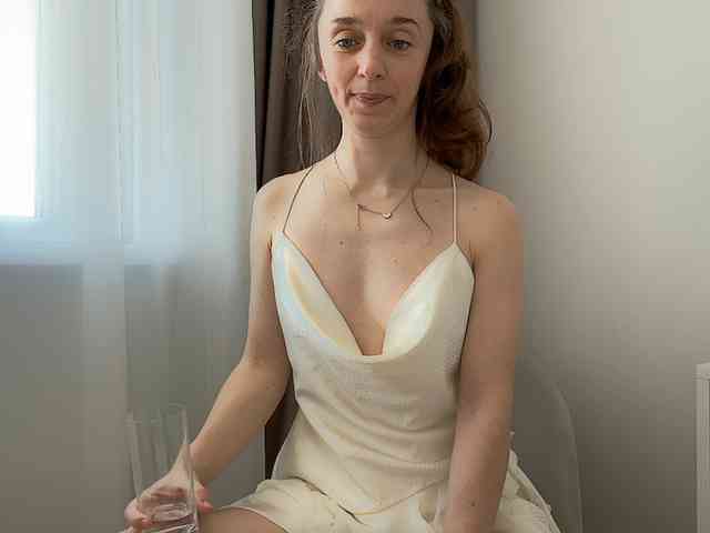 Shy-SweetGirl webcam