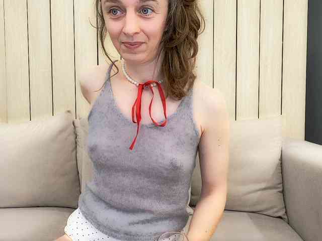 Shy-SweetGirl webcam