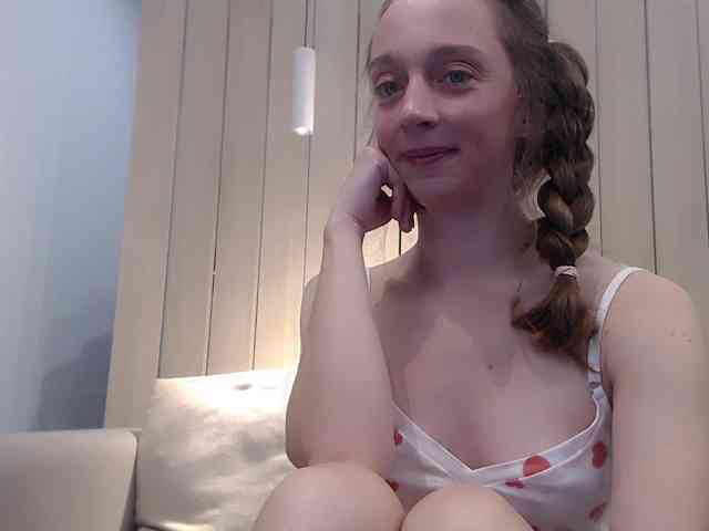 Shy-SweetGirl webcam