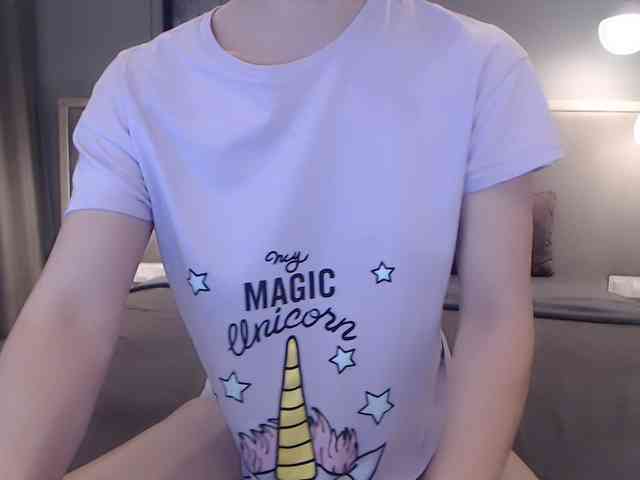 Shy-SweetGirl webcam