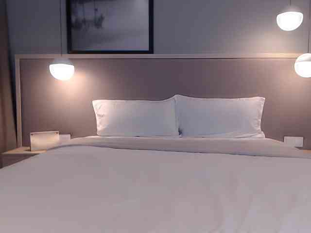 Shy-SweetGirl webcam