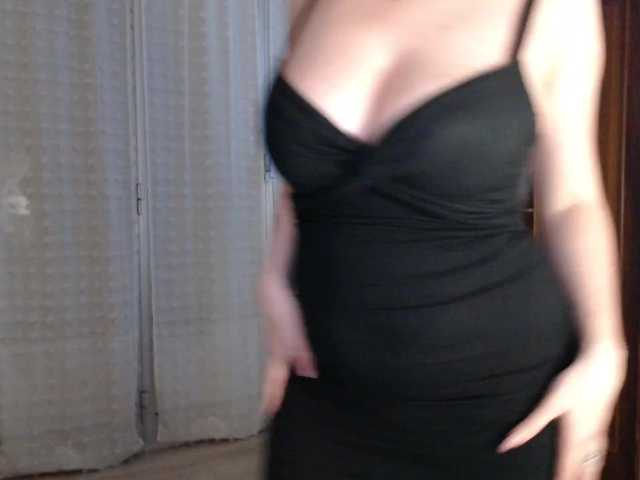 Alina-Lovely's BongaCams show and profile