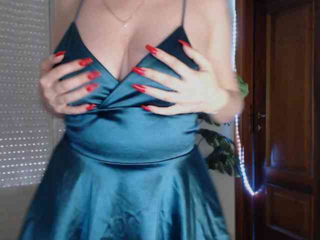 Alina-Lovely webcam