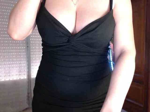 Alina-Lovely webcam