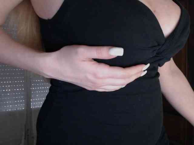 Alina-Lovely webcam