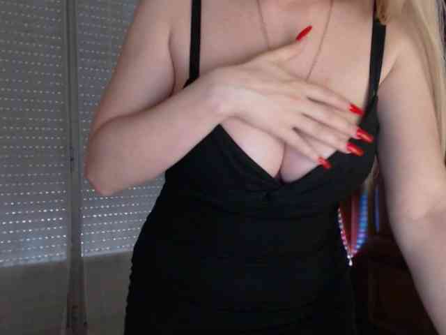 Alina-Lovely webcam