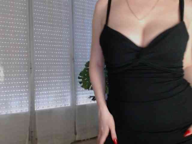 Alina-Lovely webcam