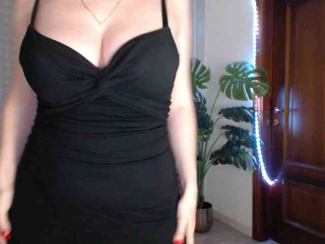 Alina-Lovely webcam
