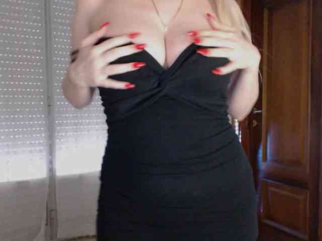 Alina-Lovely webcam
