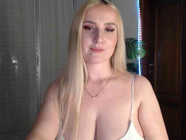 Alina-Lovely webcam