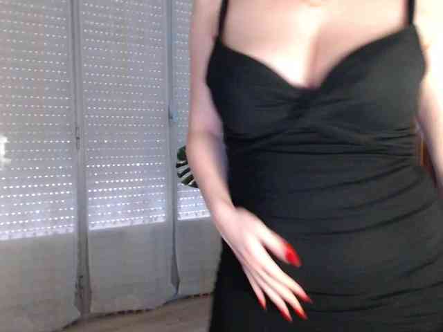 Alina-Lovely webcam