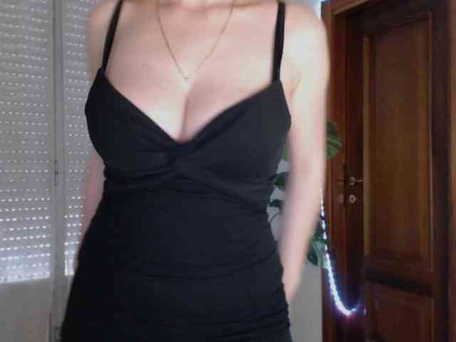 Alina-Lovely webcam
