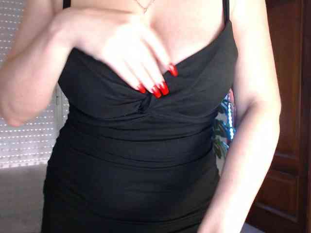 Alina-Lovely webcam