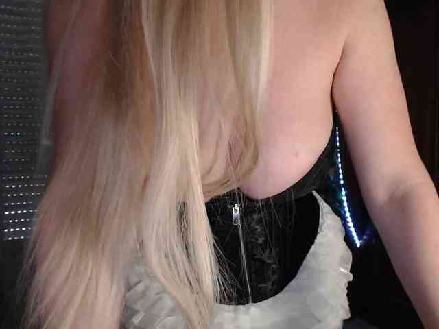 Alina-Lovely Alina-Lovely