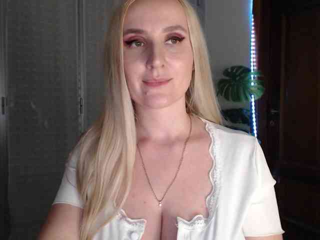 Alina-Lovely Alina-Lovely