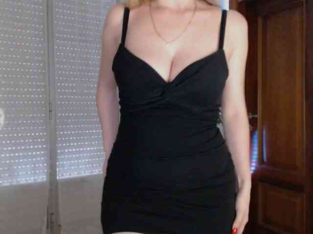 Alina-Lovely webcam