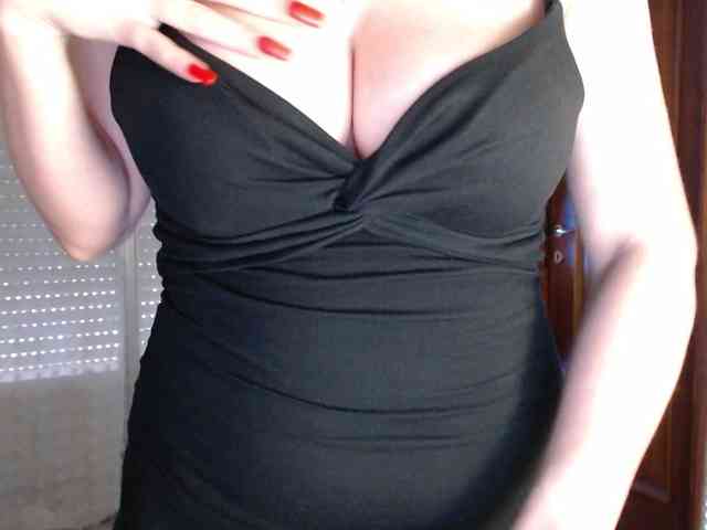 Alina-Lovely webcam