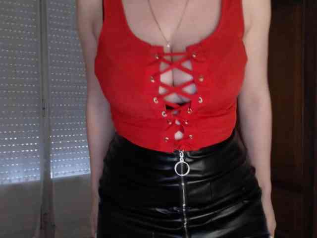 Alina-Lovely webcam