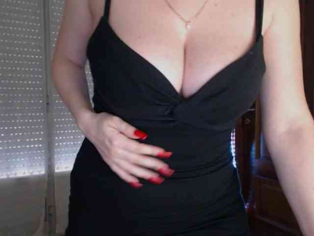 Alina-Lovely webcam