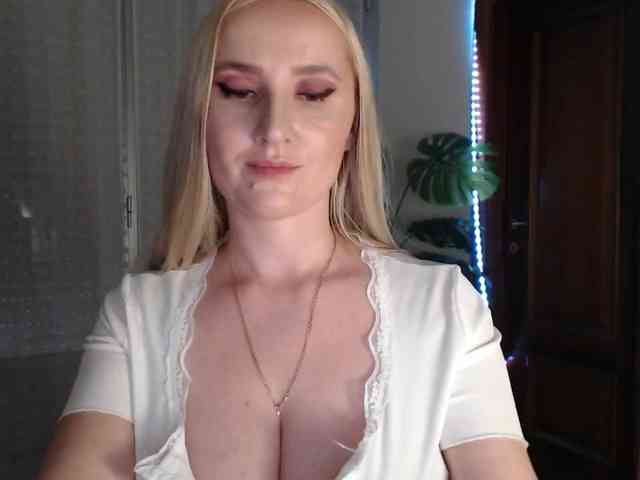 Alina-Lovely Alina-Lovely