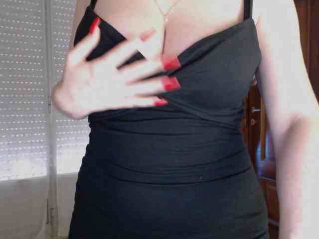 Alina-Lovely webcam