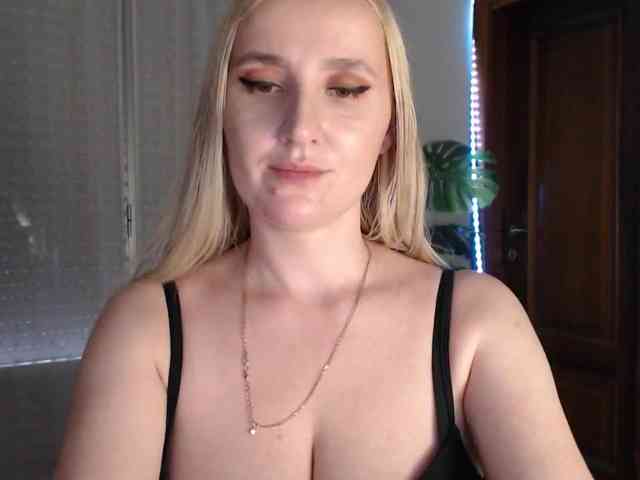 Alina-Lovely Alina-Lovely