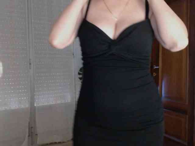 Alina-Lovely webcam