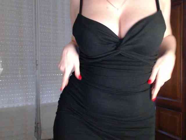 Alina-Lovely webcam