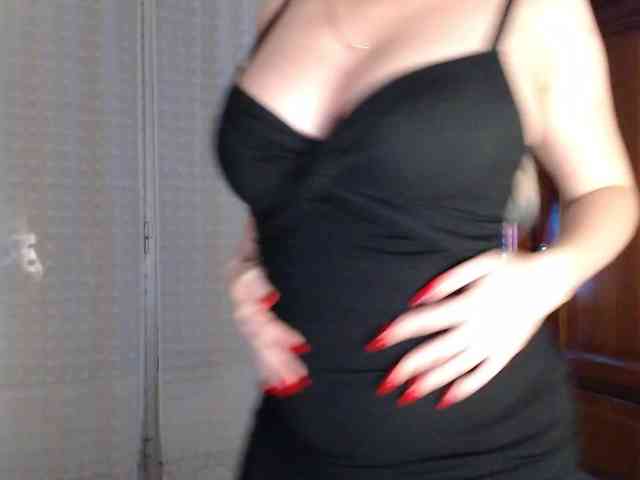 Alina-Lovely webcam