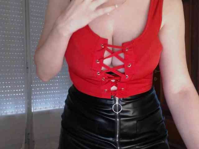 Alina-Lovely webcam