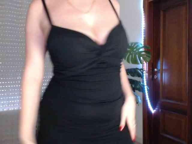 Alina-Lovely webcam