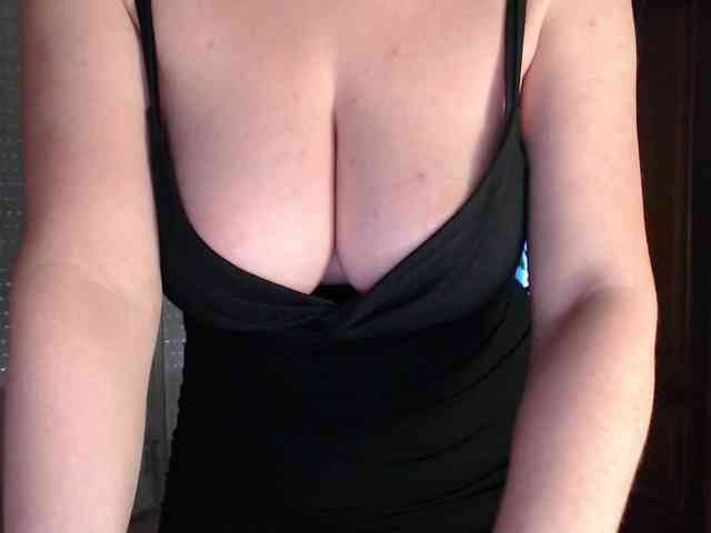 Alina-Lovely Live Webcam on BongaCams