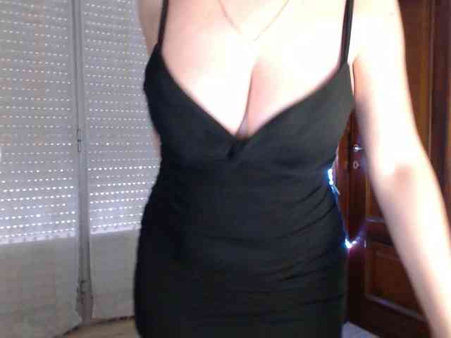 Alina-Lovely webcam