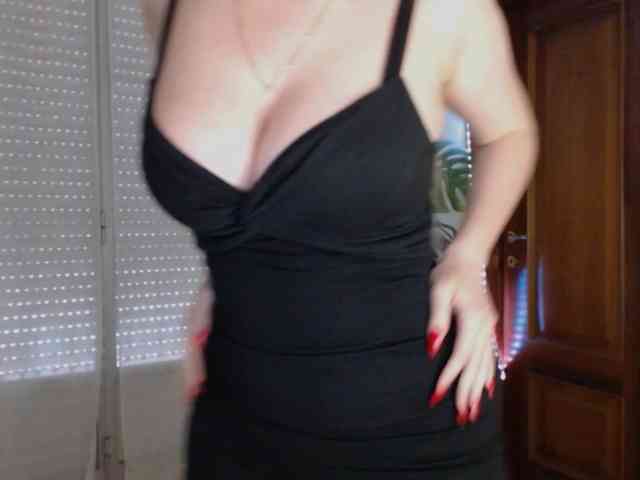 Alina-Lovely webcam