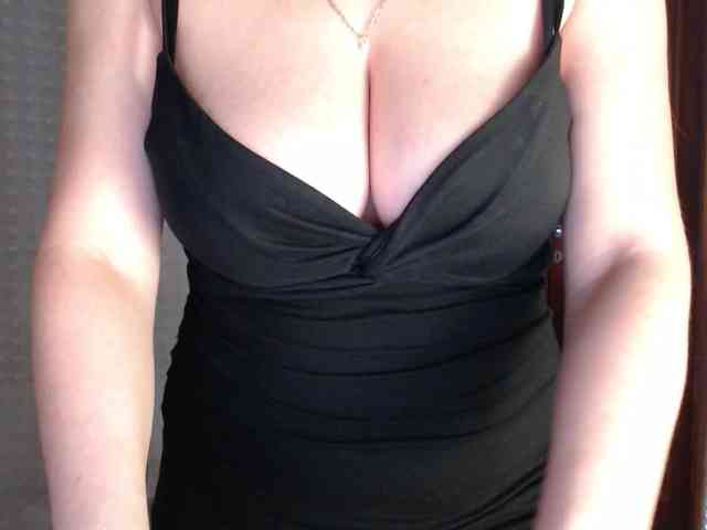 Alina-Lovely webcam