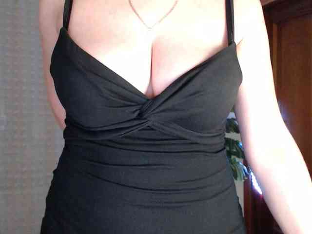 Alina-Lovely webcam