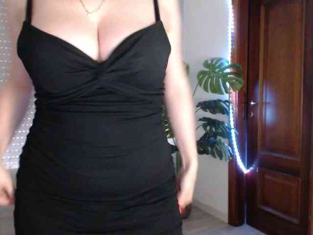 Alina-Lovely webcam