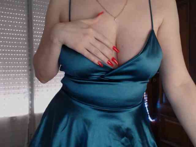 Alina-Lovely webcam