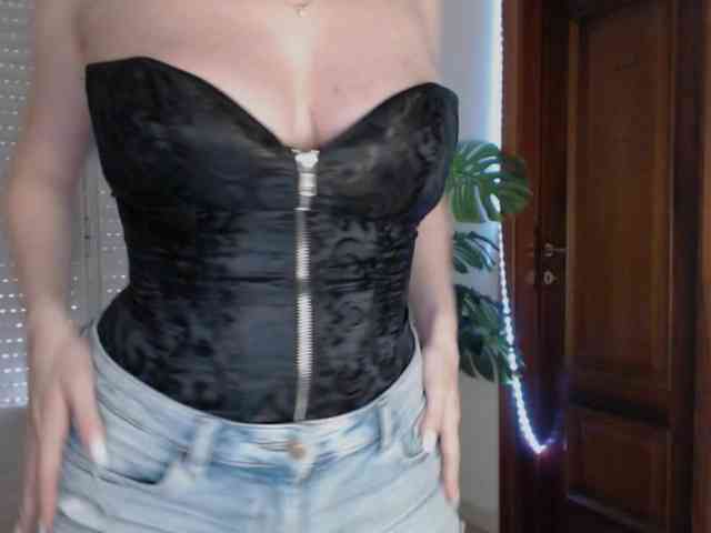 sex cam chat Alina-Lovely