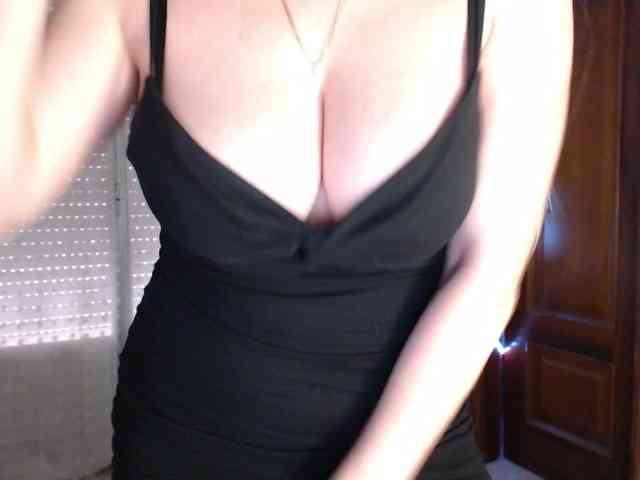 Alina-Lovely webcam