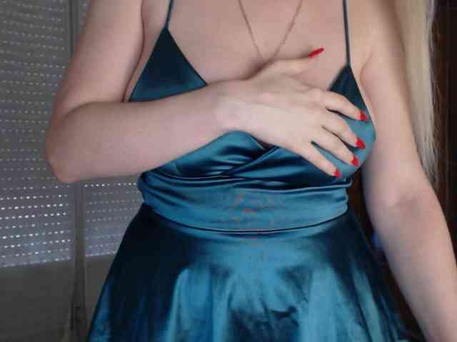 Alina-Lovely webcam