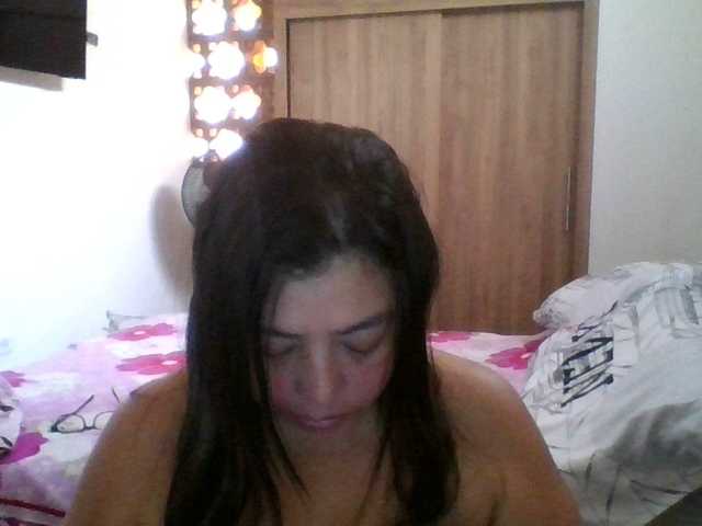 HotGiirl webcam bongacams model stream image