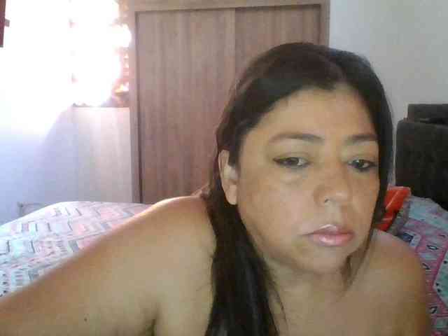 HotGiirl webcam