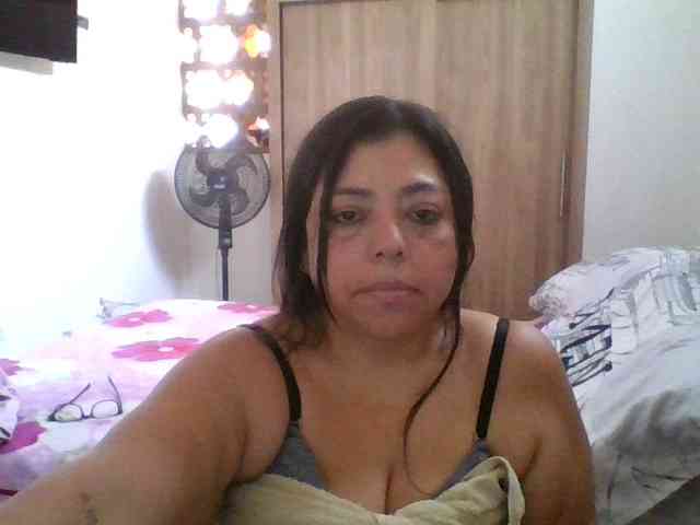 HotGiirl webcam